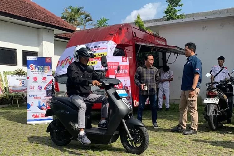 Lebih Dekat dengan Performa Motor Listrik Honda EM1: e yang Ramah  Lingkungan - Baliwara